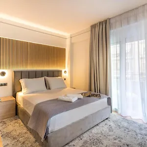 https://urban-suites.hotels-of-thessaloniki.com